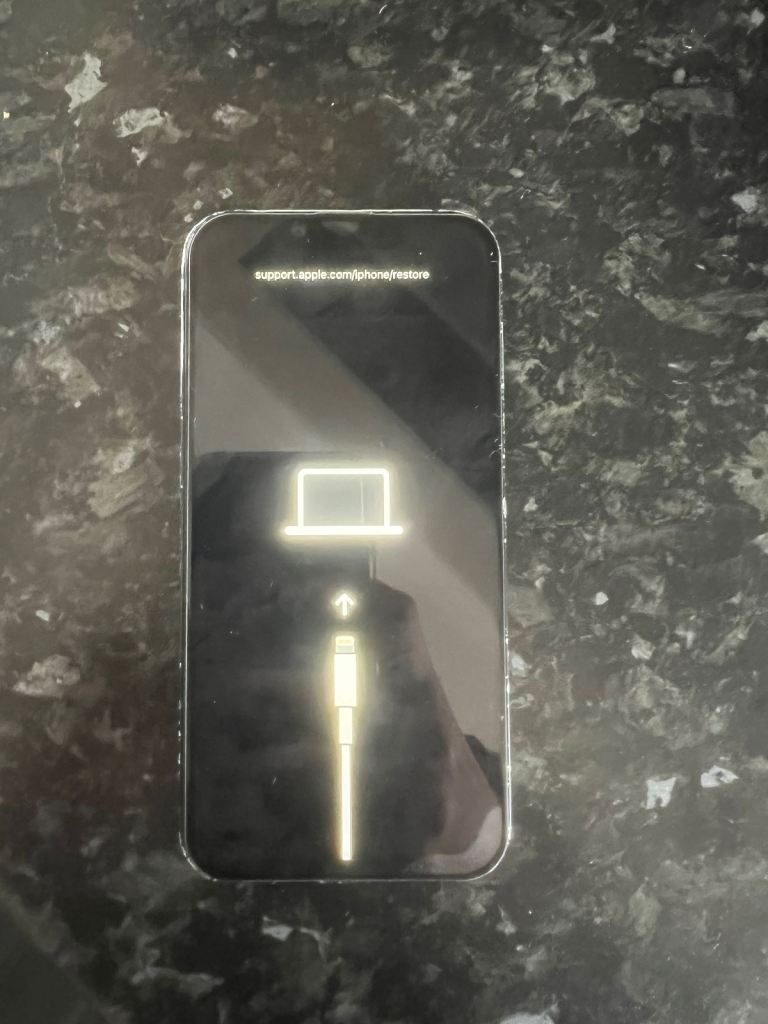 iPhone 14 