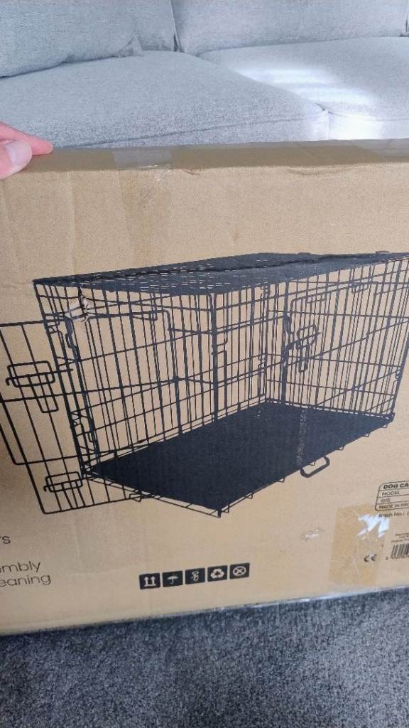 Dog cage 