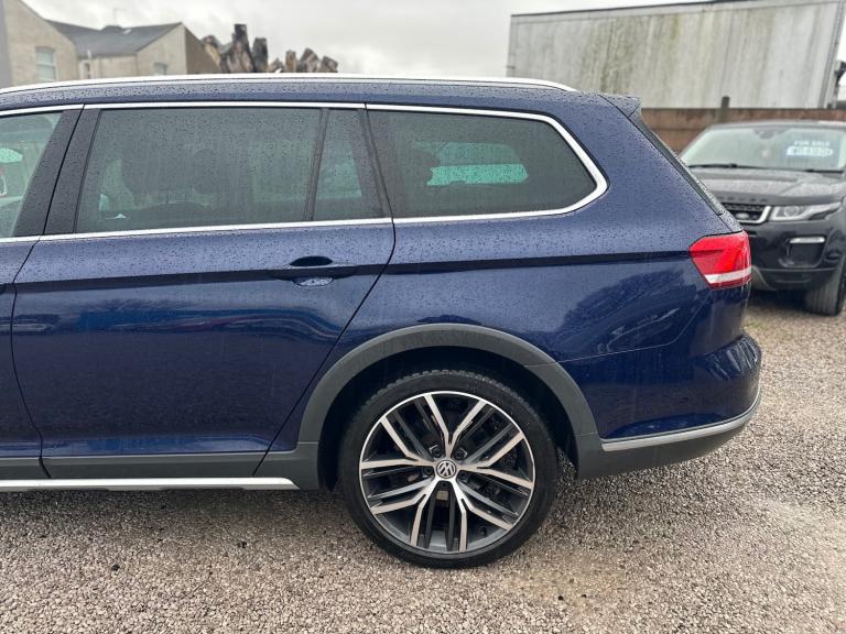 2017 Volkswagen Passat 2.0 TDI 4MOTION 5dr ESTATE Diesel Manual