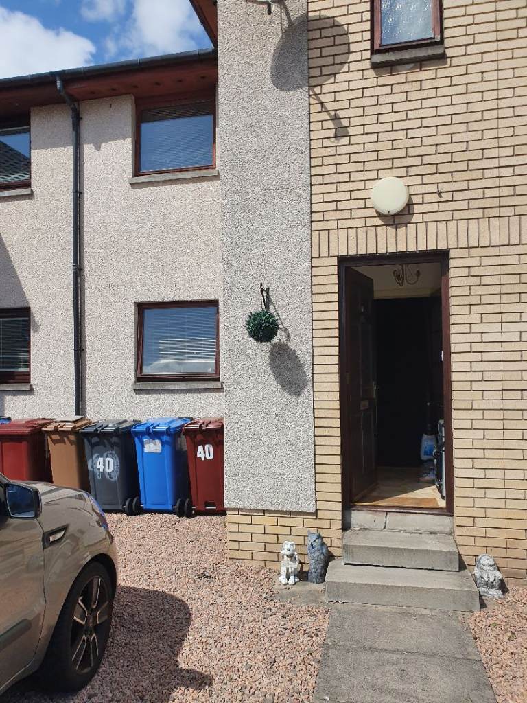 🏡 2-Bedroom House Available to Rent in Dundee