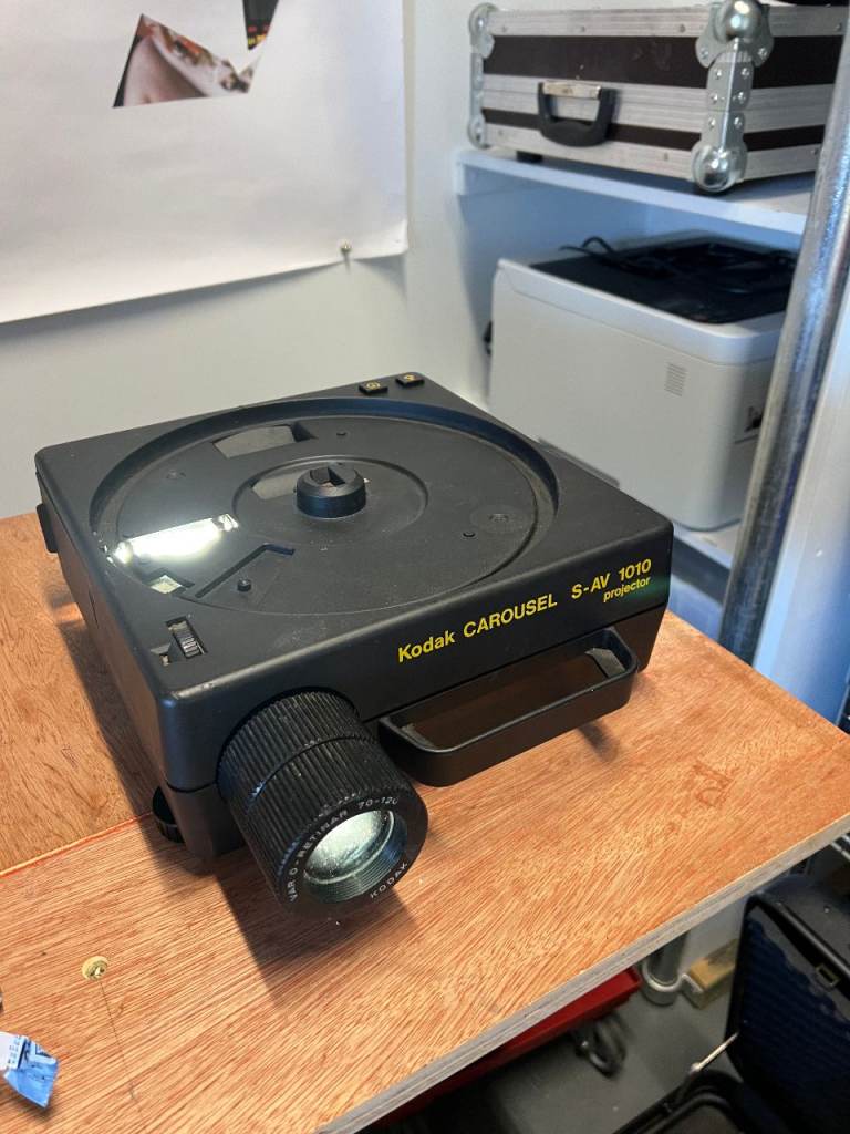 Kodak Slide Projector S-AV 1010