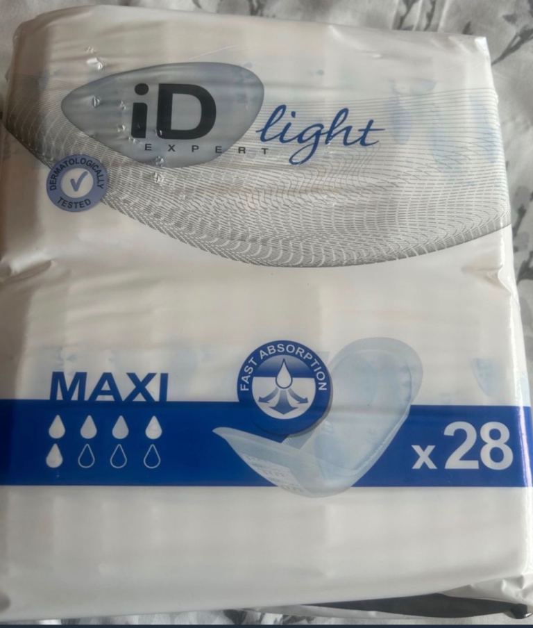 iD Expert light MAXI Incontinence Pads x 28 – New Pack