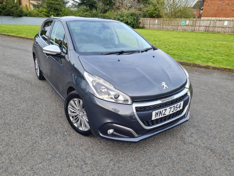 £20 Road Tax 2017. Low Insurance. 2017 Peugeot 208 Allure Premium Pure-tech 1200cc