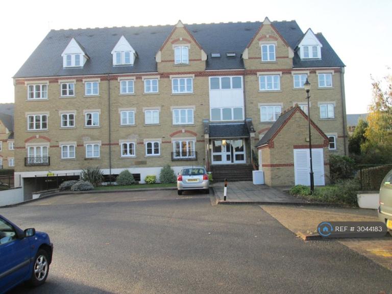 2 bedroom flat in Roedean House, Watford, WD24 (2 bed) (#3044183)