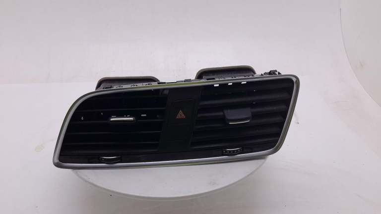 Audi Q3 Interior Dashboard Air Vent 2015-2019 8u2820951e