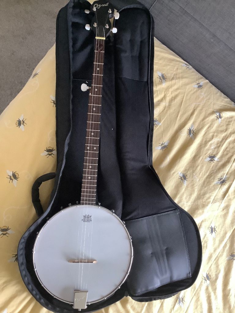 Remo Ozark 5string Bango in soft case