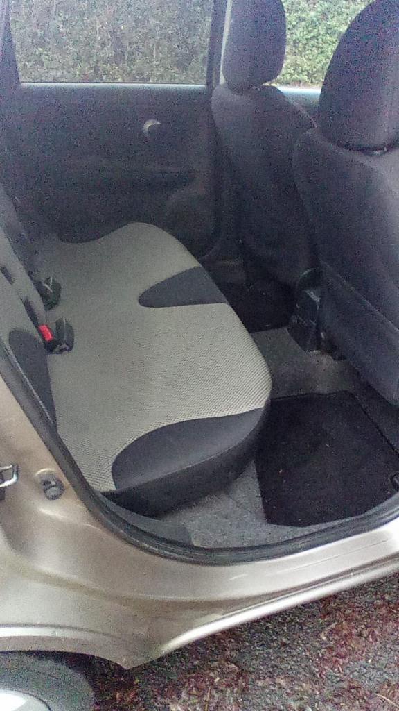 2010 Nissan, NOTE 1.6 Petrol Automatic 