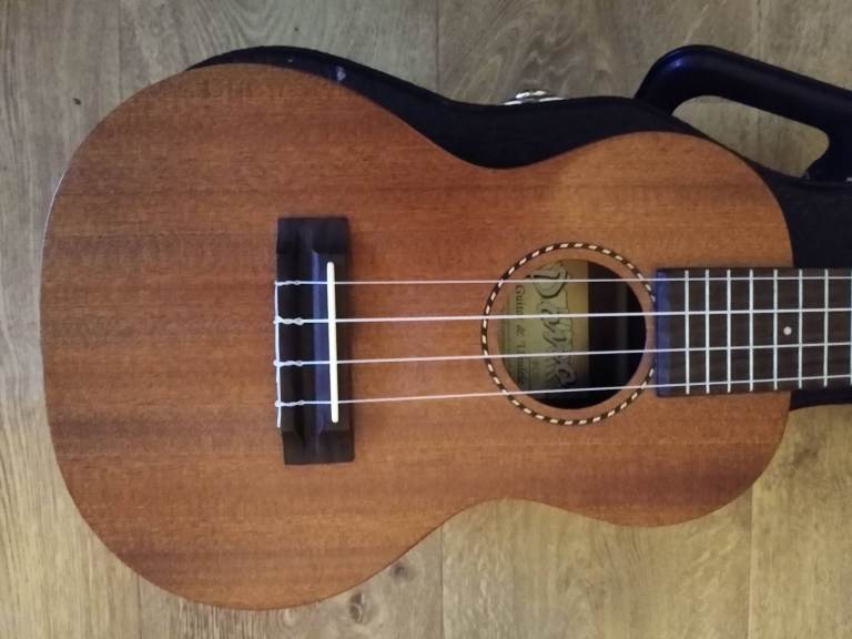 Pono Concert Ukulele