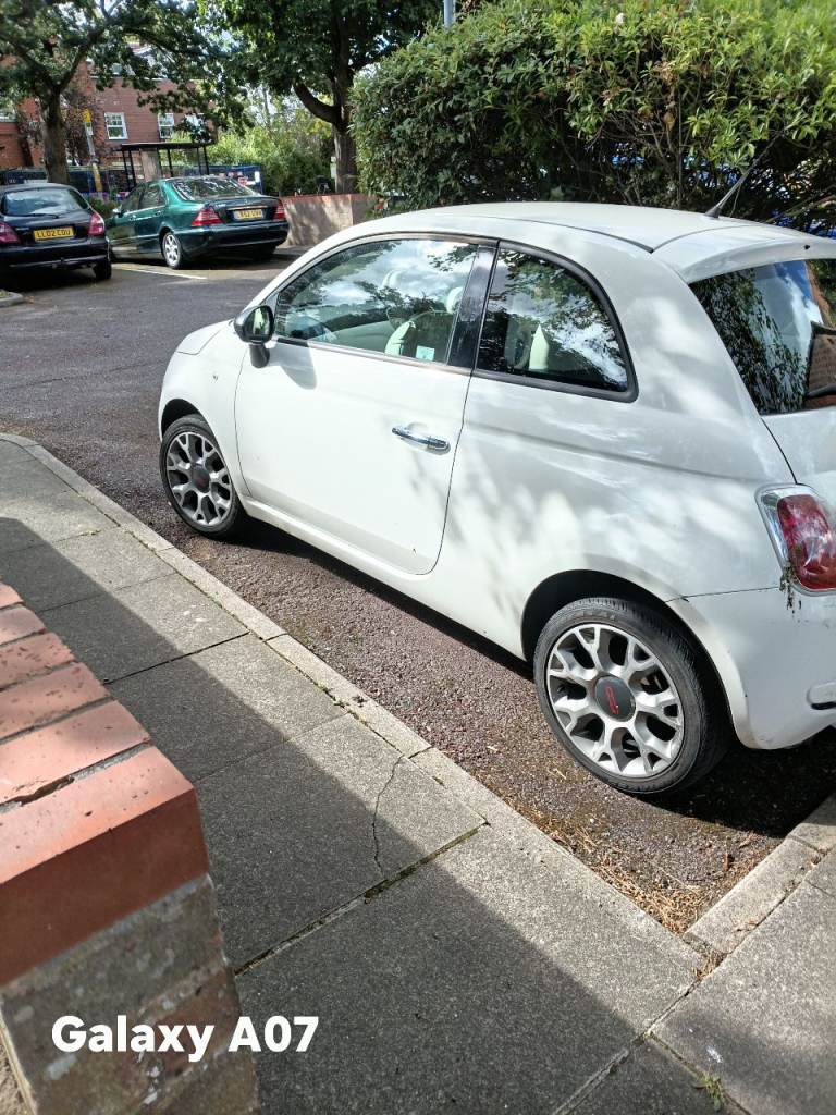Fiat, 500, Hatchback, 2010, Manual, 1242 (cc), 3 doors