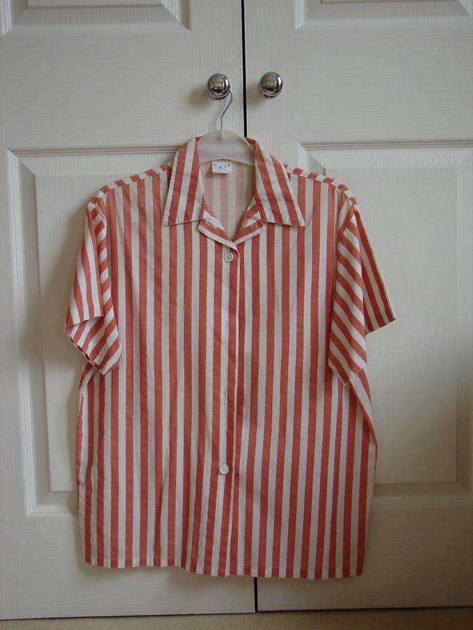 LADIES SHIRT - SIZE 10
