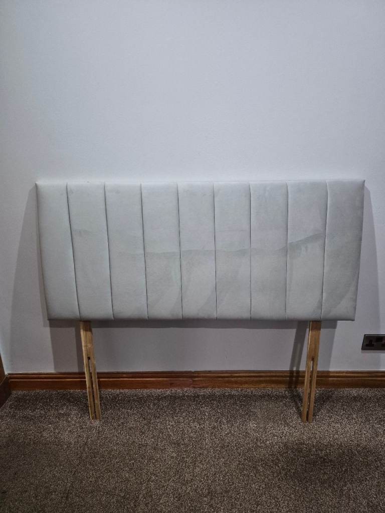 4ft 6" Grey Plush Velvet Headboard