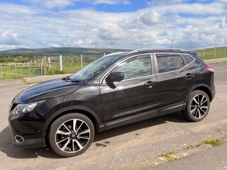 Nissan, QASHQAI, TEKNA FSH 66 plate Hatchback, 2016, Manual, 1461 (cc), 5 doors