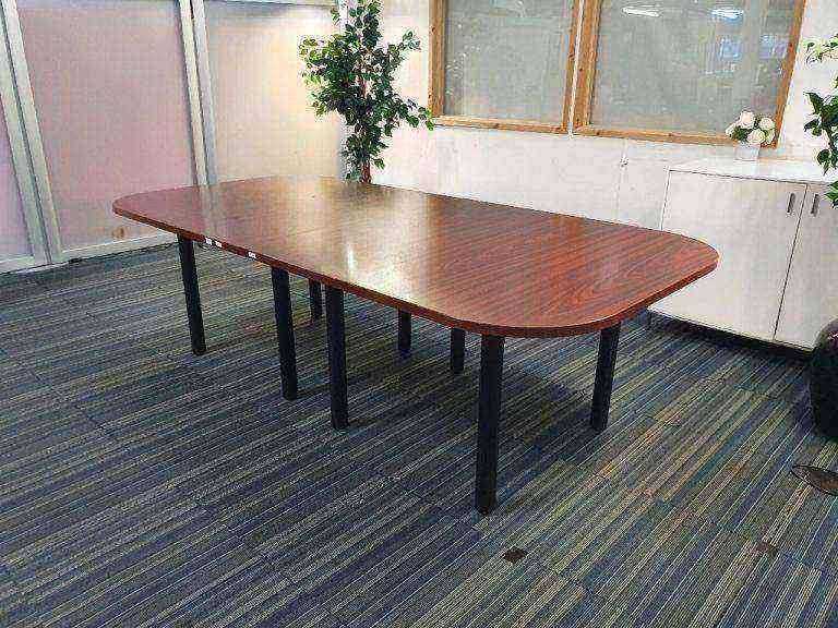 240cm x120cm Cherry Walnut Wood finish Large 8 seater dining table, DELIVERY AVAILABLE