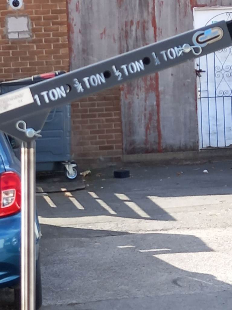 Mobile hoist 