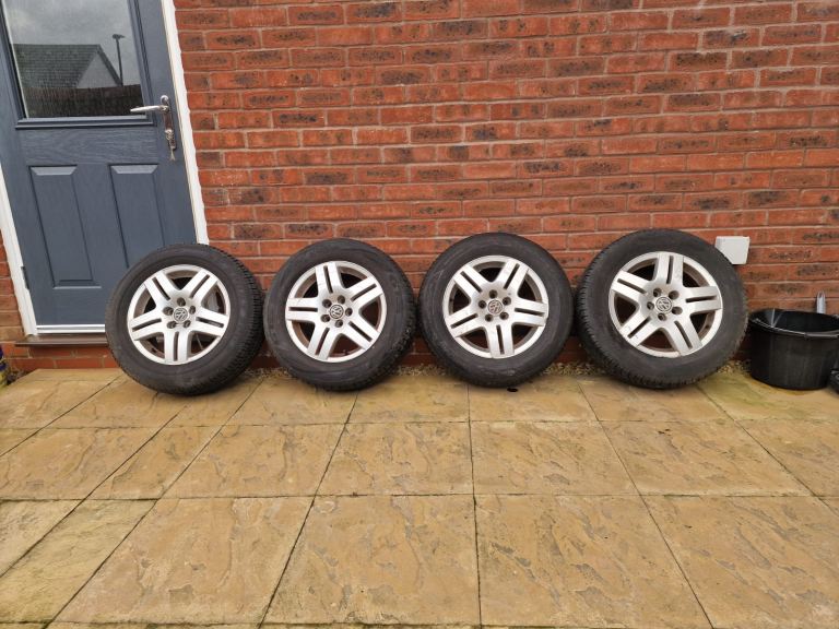 Mk4 golf alloy wheels 