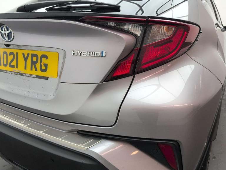 2021 Toyota C-HR 2.0 VVT-h GPF Design SUV 5dr Petrol Hybrid CVT Euro 6 (s/s) (184 ps) - ALLO HATC...