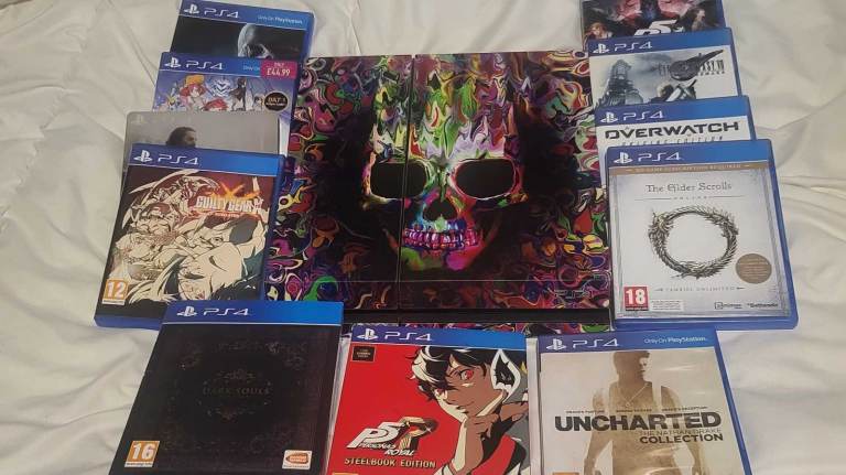 PS4 Console with Custom Skin and 12 Games (Original box)