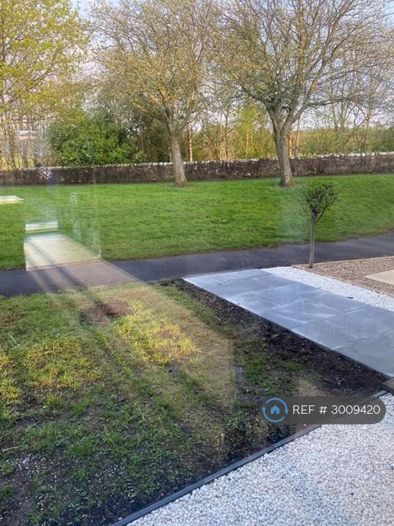 3 bedroom house in Colonsay, East Kilbride, Glasgow, G74 (3 bed) (#3009420)