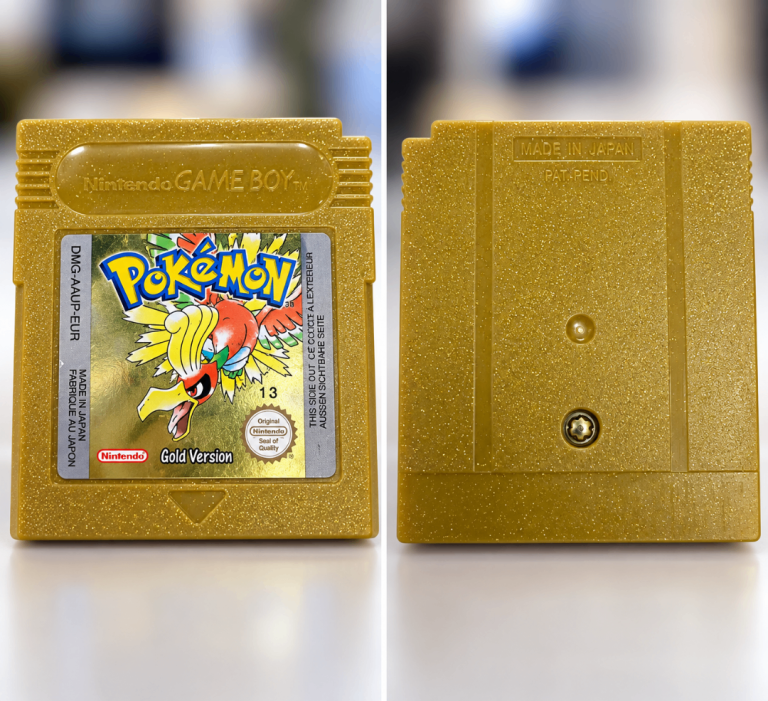 Nintendo Game Boy Pokémon Gold Version Cartridge