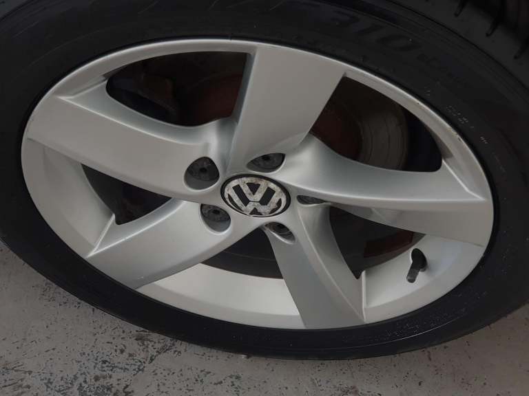 VOLKSWAGEN PASSAT 1.6 TDI BLUEMOTION * GEN 28,000 MILES * FSH* £35 TAX* AMAZING 