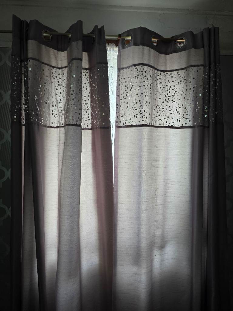 Grey curtains 