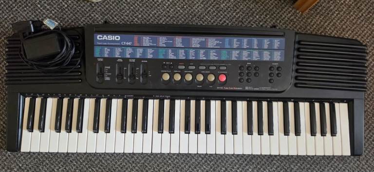 Vintage Casio 61 Key Keyboard