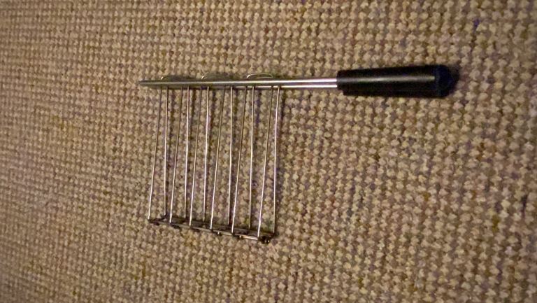 Dualit 3 slice toaster with sandwich holder.