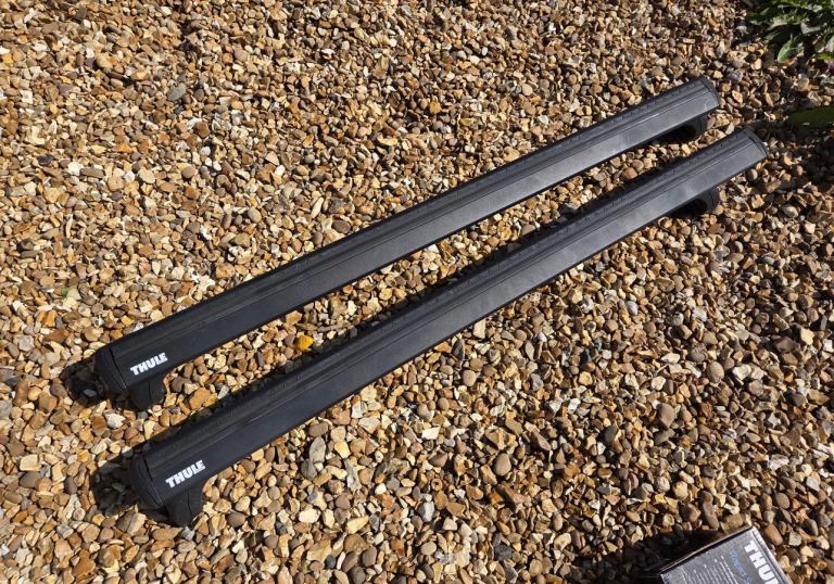 Thule WingBar Evo Roof Bars – Black, Good Condition