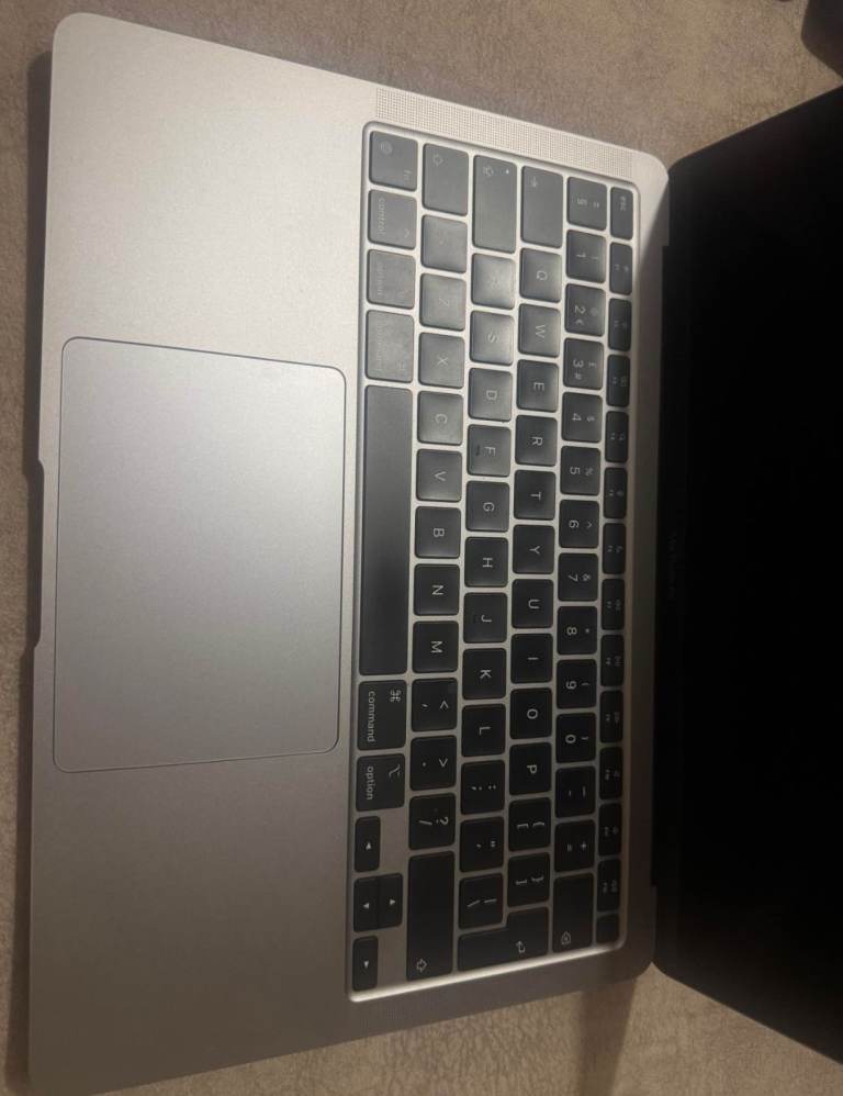 Apple MacBook Air Apple M1 3.2 13" (2020) 8GB Space Grey, Good Condition