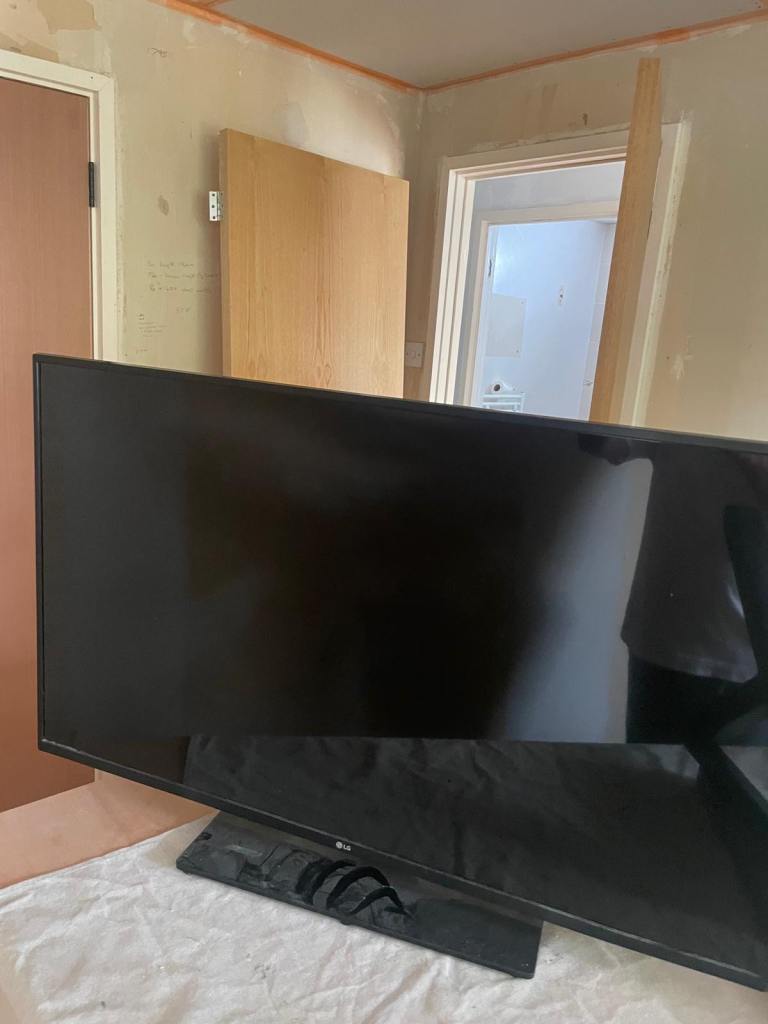 TV 42 inch LG