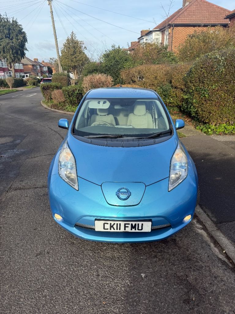 Nissan, LEAF, Hatchback, 2011,Automatic  5 doors
