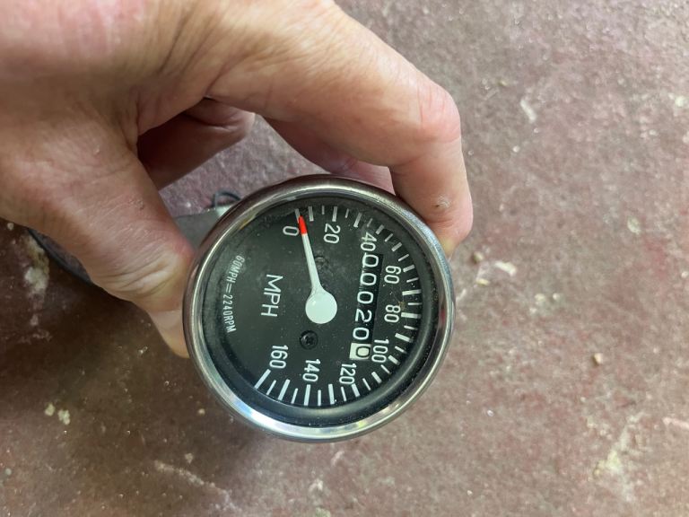 Motorcycle speedo