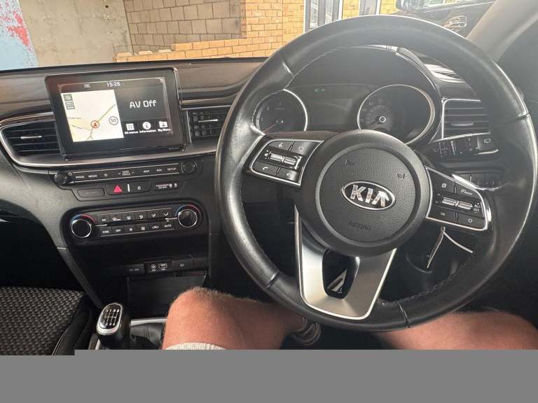KIA CEED 1.6 CRDi 3 White Manual Diesel 2018