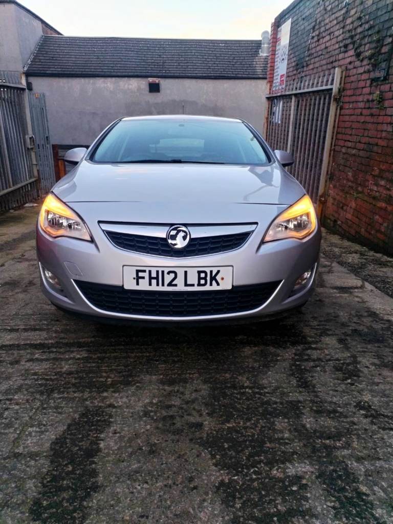 Vauxhall, ASTRA, Hatchback, 2012, Manual, 1398 (cc), 5 doors