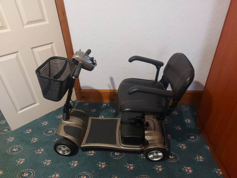 Final Reduction KYMCO model  EQ10DA collapsible Mobility Scooter.