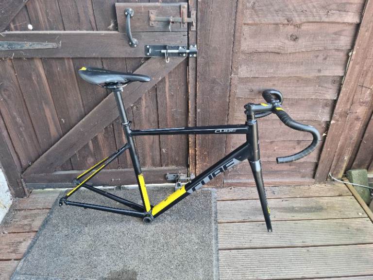 Cube Attain SL 2017 Endurance Road Bike Frame With Carbon Fork   