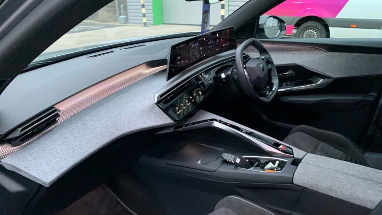 2025 Peugeot 3008 1.2 HYBRID GT SUV 5dr Petrol Hybrid e-DSC6 Euro 6 (s/s) (136 ps) SUV Hybrid Aut...