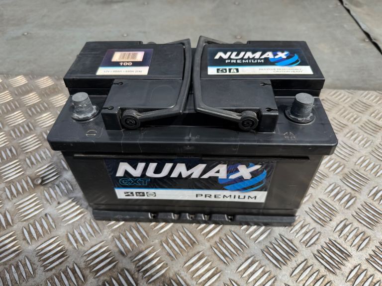 NUMAX 12 VOLT BATTERY 68AH USED CONDITION COME OUT OF A 2010 ZAFIRA
