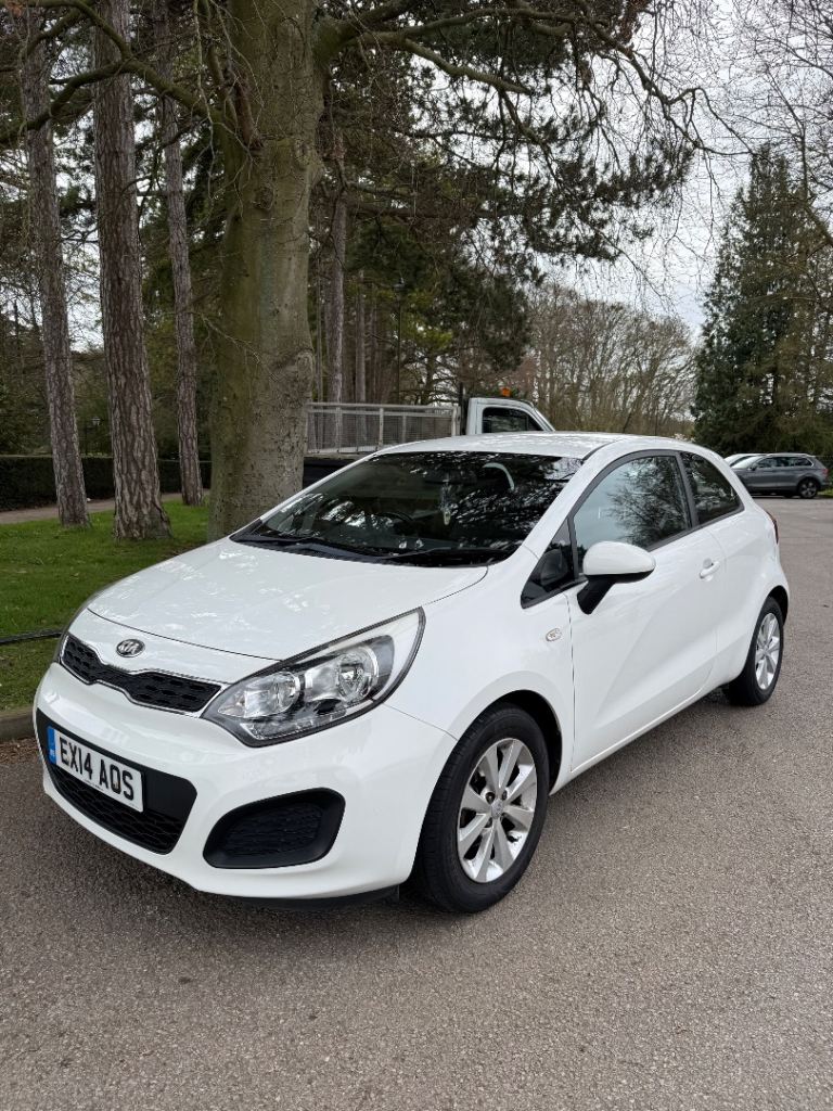 KIA RIO Hatchback, 2014, MANUAL ULEZ FREE, PETROL 12499 (cc), 3 doors HPI CLEAR
