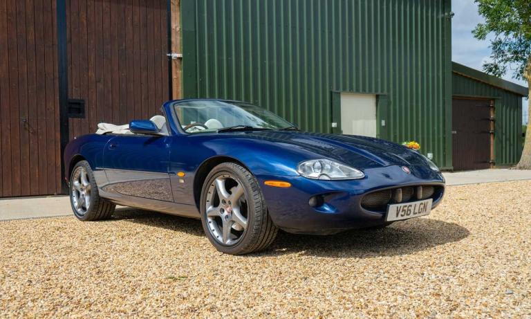 2000 Jaguar XKR 4.0 Supercharged 2dr Auto CONVERTIBLE Petrol Automatic