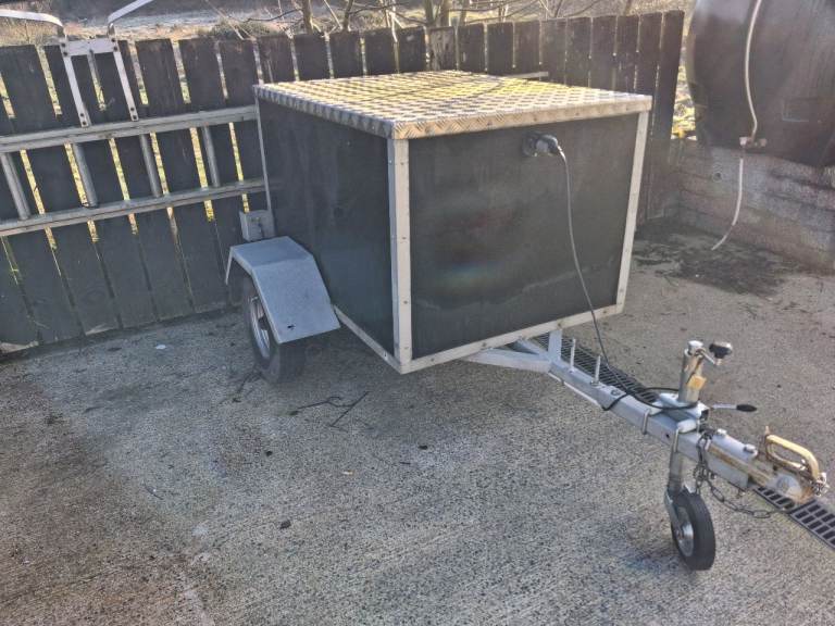 Dog Trailer