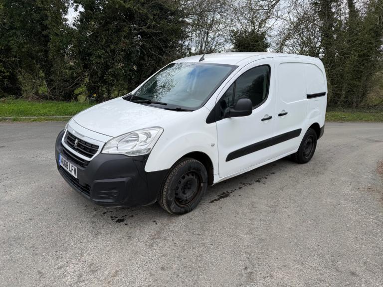 2018 Peugeot Partner 850 1.6 BlueHDi 100 Professional Van [non SS] PANEL VAN Diesel Manual