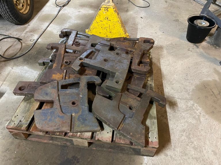 Class Renault Tractor front weights