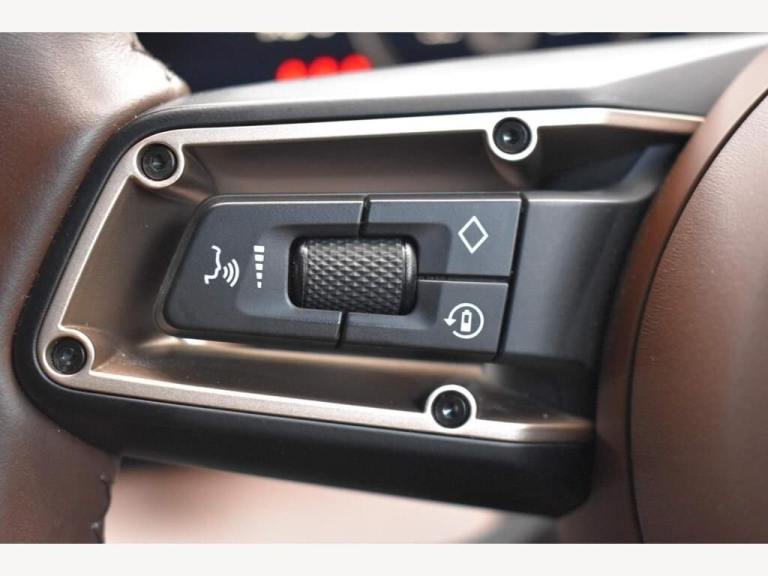 2020 70 PORSCHE TAYCAN 0.0 TURBO S 93KWH 4D 751 BHP