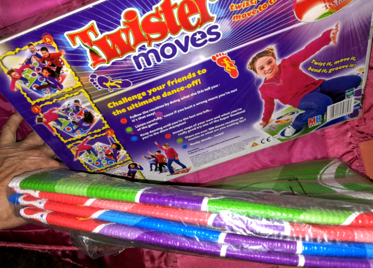 'Twister Moves' classic but as new Dance-off Game! Mats + directions CD