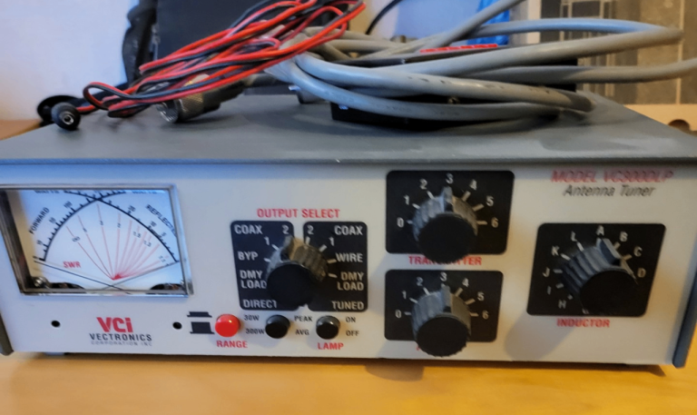 VC-300DLP, HF TUNER, 300W ATU, SWR/WATTMETER