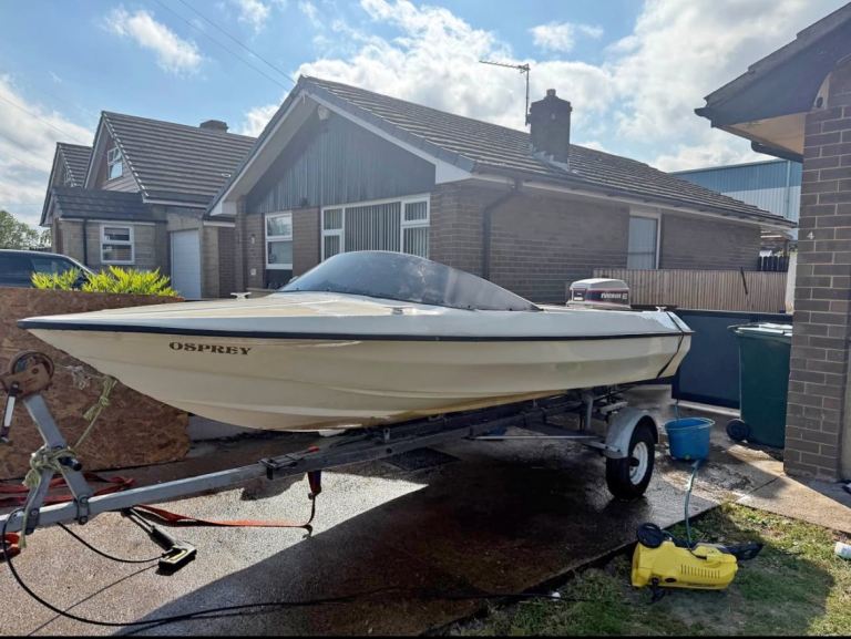 Osprey Speed Boat with Evinrude 60 Outboard Engine and Trailer
