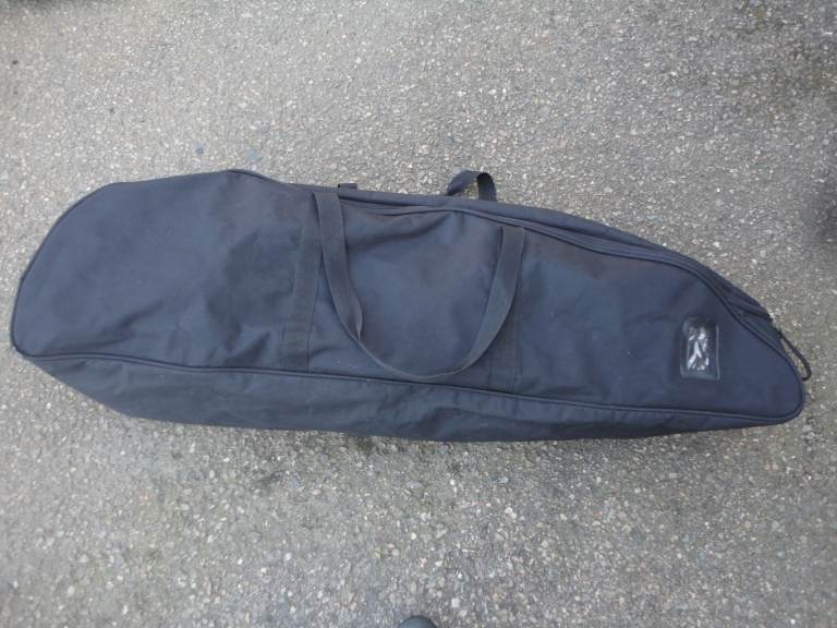 Golf travel / airline / holidays / transportation, padded wheeled bags, various prices 