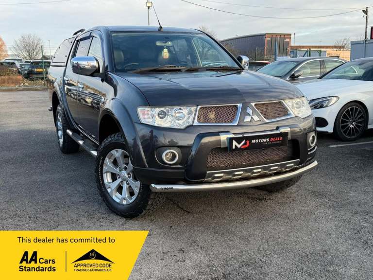 2011 Mitsubishi L200 Double Cab DI-D Barbarian 4WD Auto 176Bhp PICK UP DIESEL Automatic