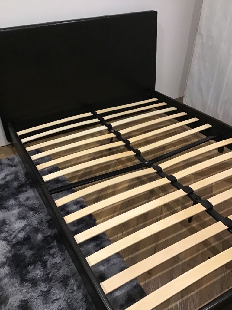 Double bed frame